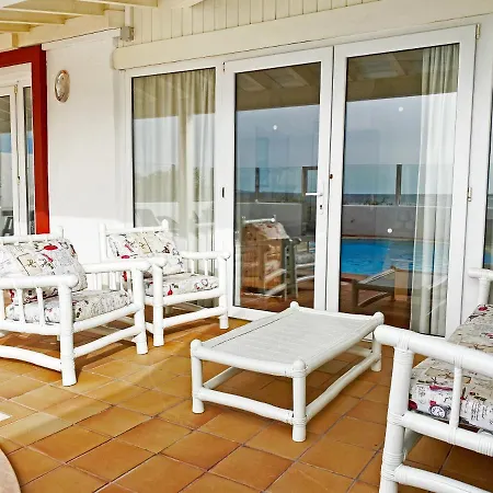 Miranda Remos Villa Corralejo