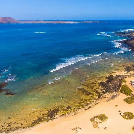 Miranda Remos Villa Corralejo